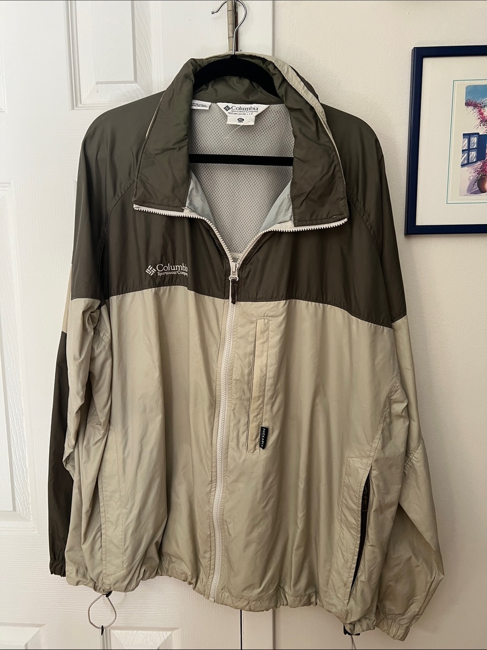 Columbia Men’s Two-Tone Windbreaker Jacket - Olive/Beige
